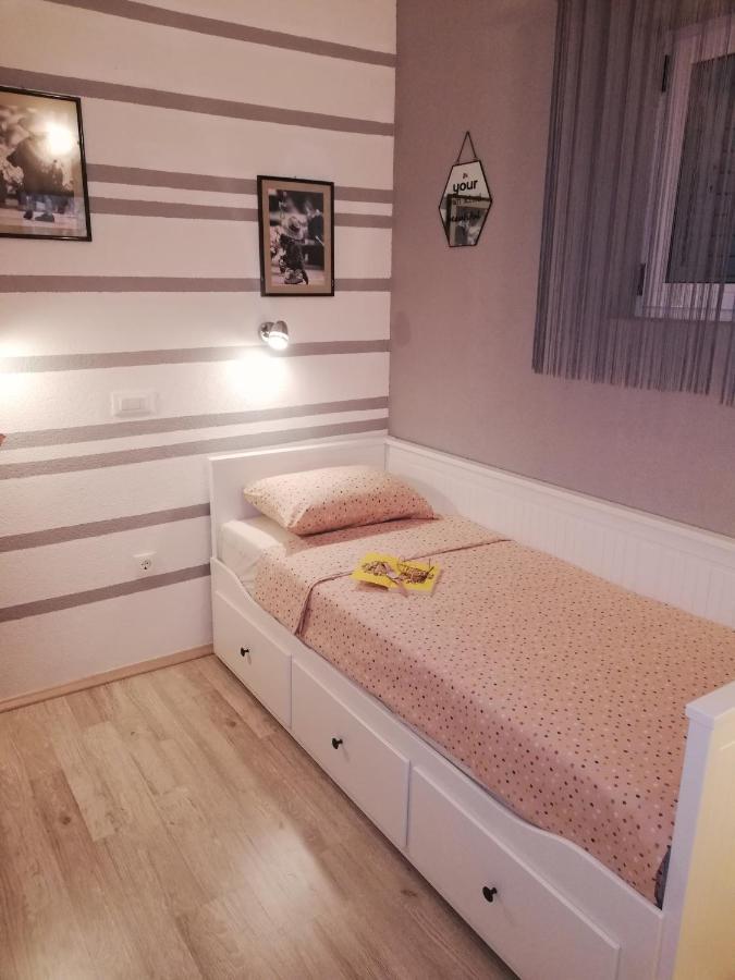Apartman Komadina Hotel Makarska Exterior photo
